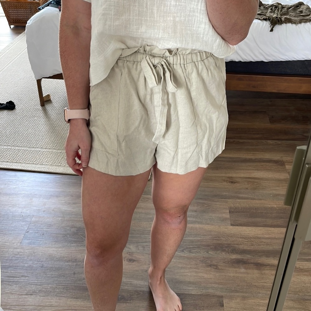 Paper Bag Shorts Cream